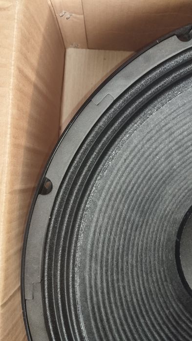 Динаміки  Emiter-S 4ОHM 600W HY-1810