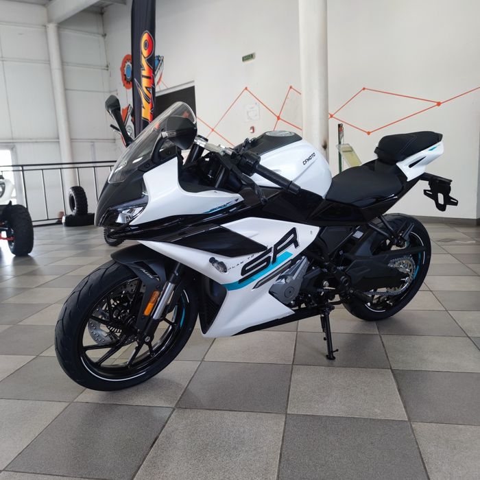 Мотоцикл CFMoto 300