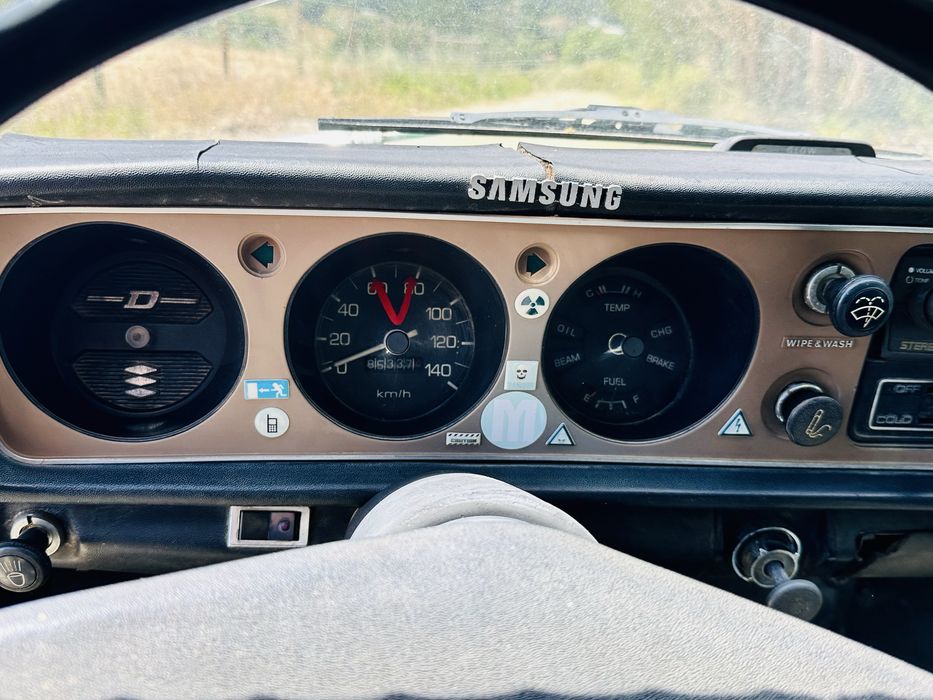 Carrinha caixa aberta/ Pick up Datsun 620