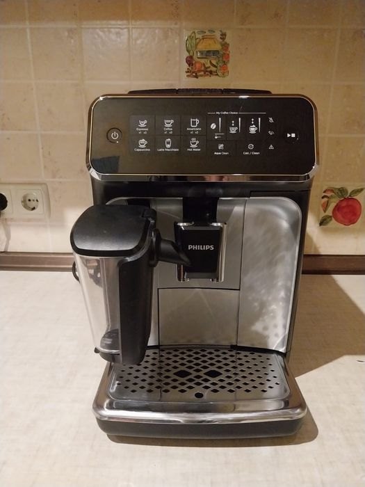 Philips 3200 Series з молочною системою LatteGo
