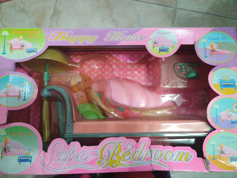 Boneca de brincar64861398048129121