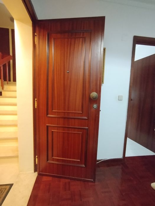 Porta exterior blindada