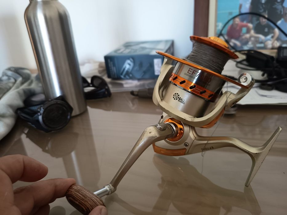 Carreto pesca spinning ou surfcasting ligeiro