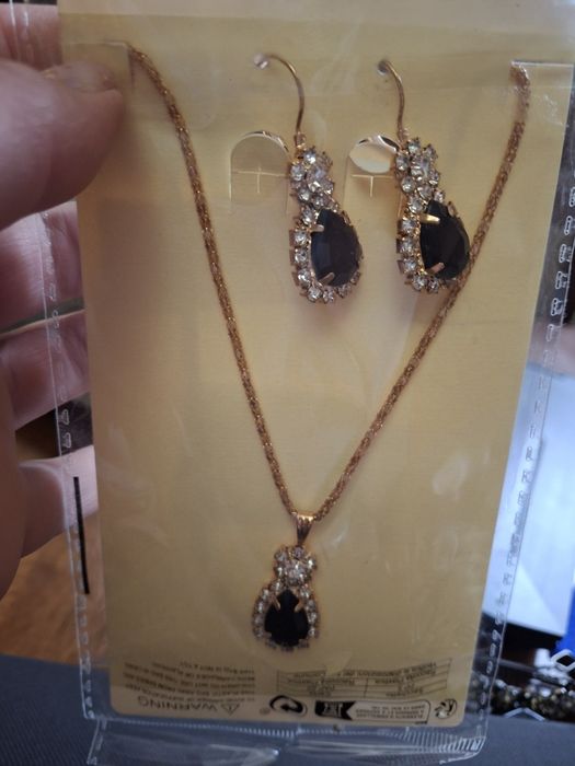 Біжутерія. Набір, сережки на застібці, обручка на зажимі