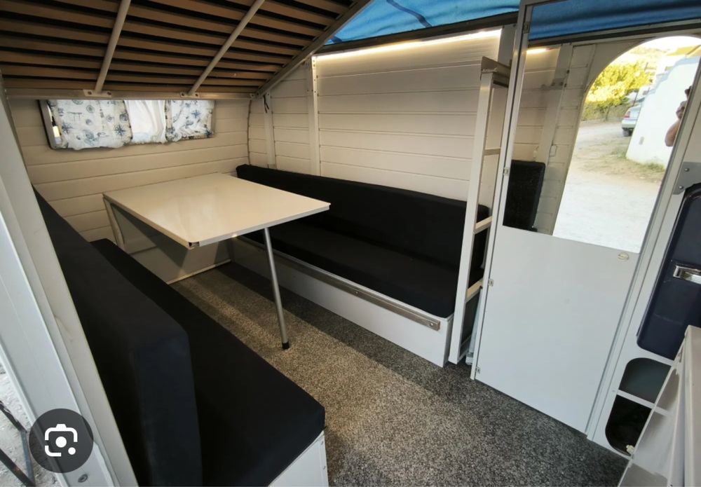 Mini caravana  com 4 dormidas