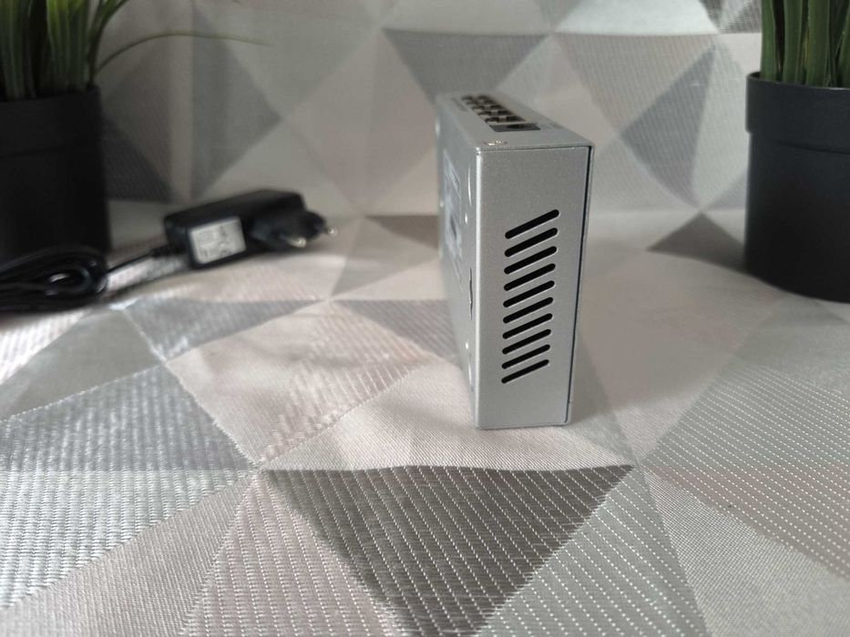 Kompaktowy Switch Zyxel 5-Portowy Gigabit Ethernet