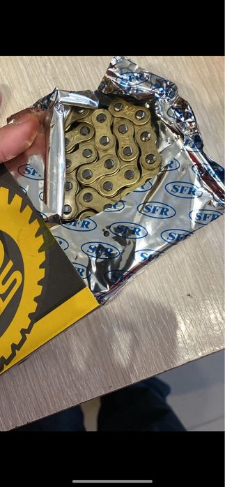 Ланцюги на мотоцикли та мопеди ліфан, мустанг,форте,спарк,боксер,альфа