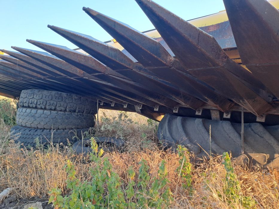 Зерно збиральний комбаін