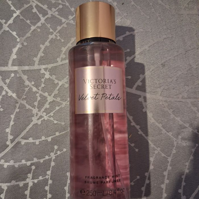 Victoria's Secret mgiełka Velvet  Petals