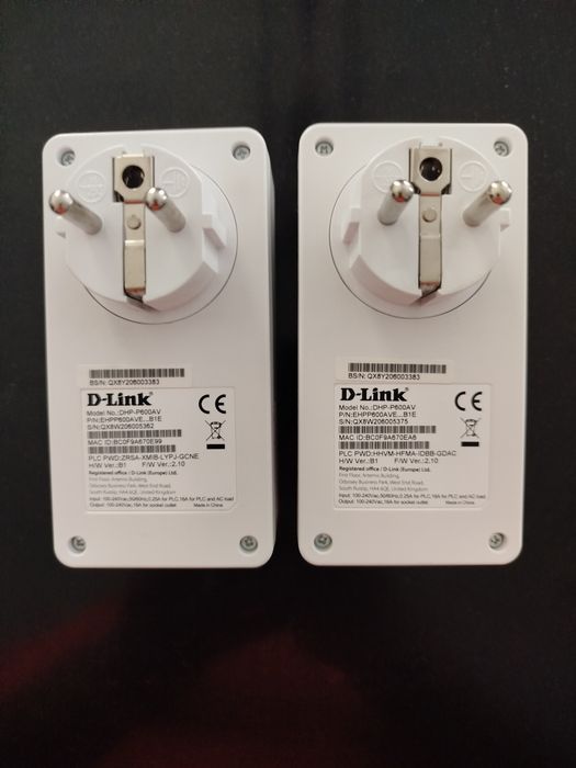 2 unidades D-Link DHP-P600AV Powerline.