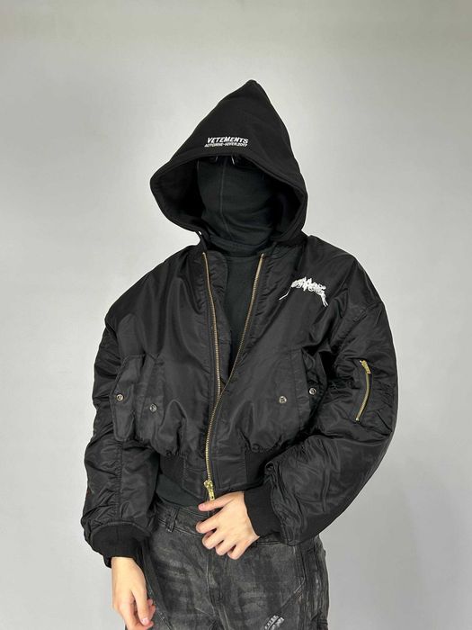 Бомбер Vetements Total Fucking Darkness Bomber Jacket MA-1 куртк — zdjęcie 4