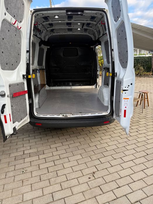 Ford transite custom