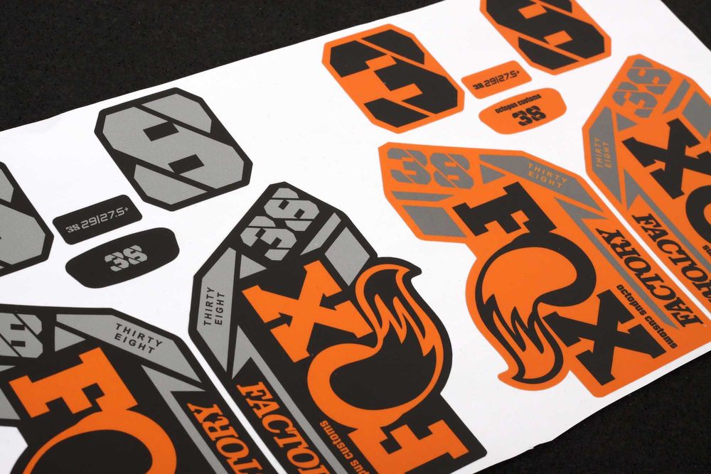 Naklejki FOX, ROCK SHOX, koła DT SWISS *czytaj ogłoszenie*