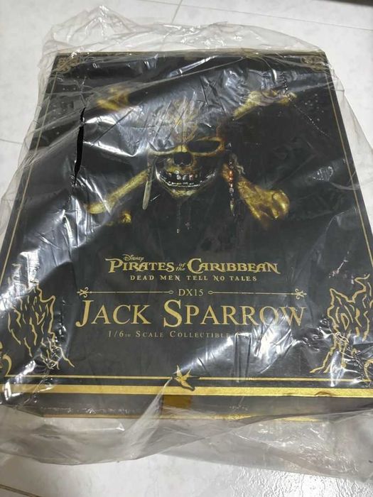 Figura Hot Toys Pirates of the Caribbean Jack Sparrow DX15
