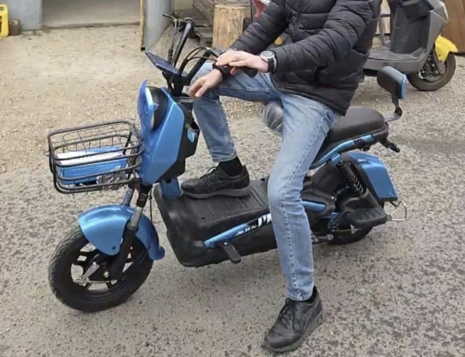 Электроскутер telbi skr 3