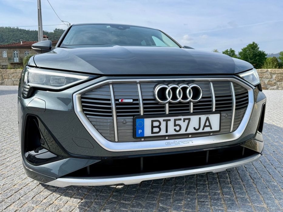 Audi e-tron 55 quattro S line