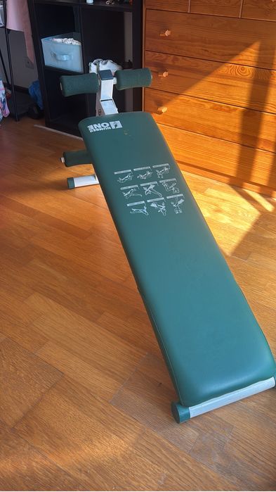 Banco de abdominais number one