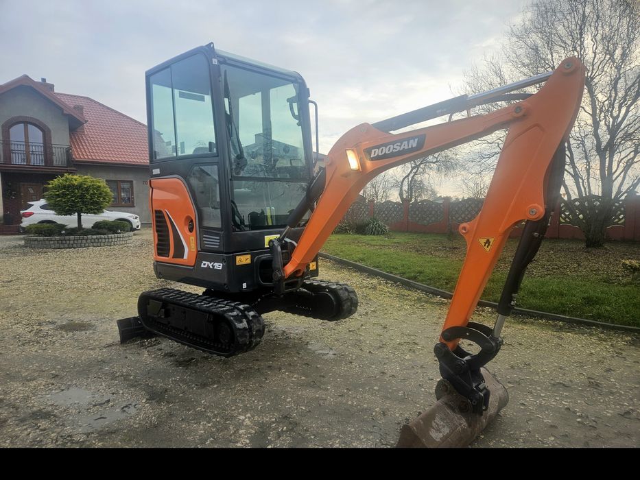 Minikoparka Doosan dx19.Rok 2015.Waga 2tony. Jcb.kubota takeuchi.bobca