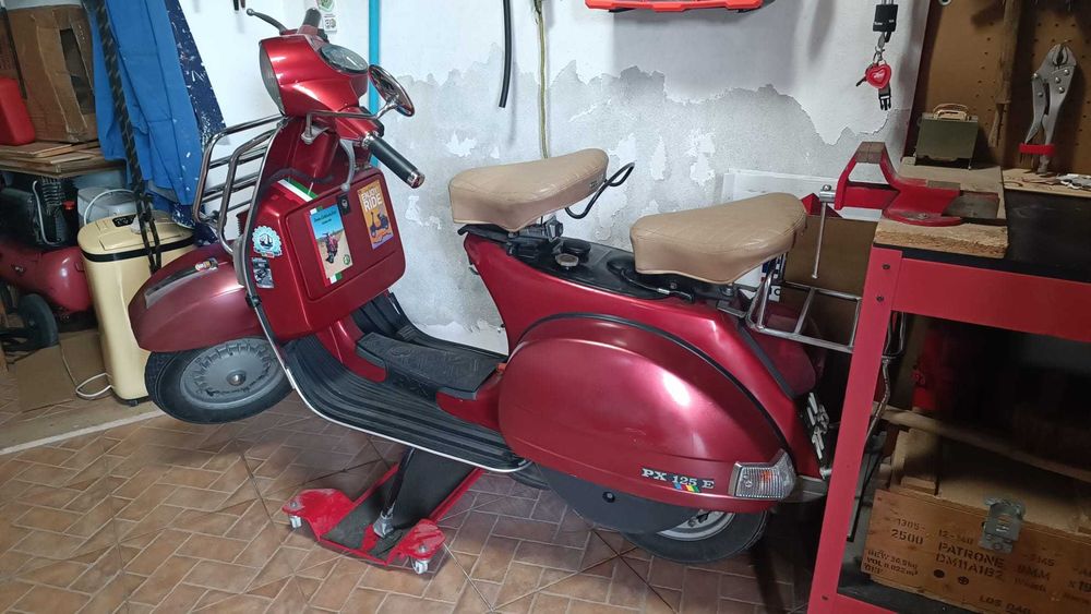 Vespa PX 125E em bom estado