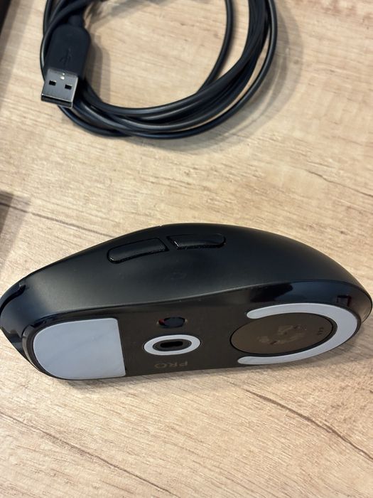 Myszka gamingowa Logitech g pro x superlight wireless