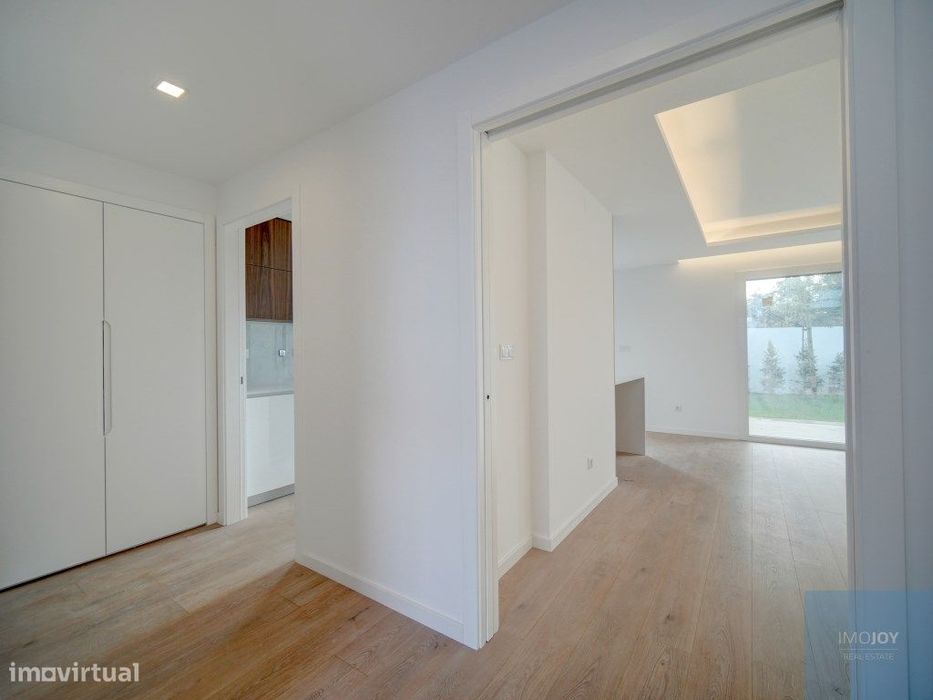 Moradia T4 com Jardim e Piscina