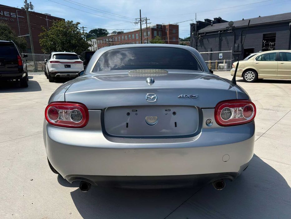 Mazda MX-5      2013