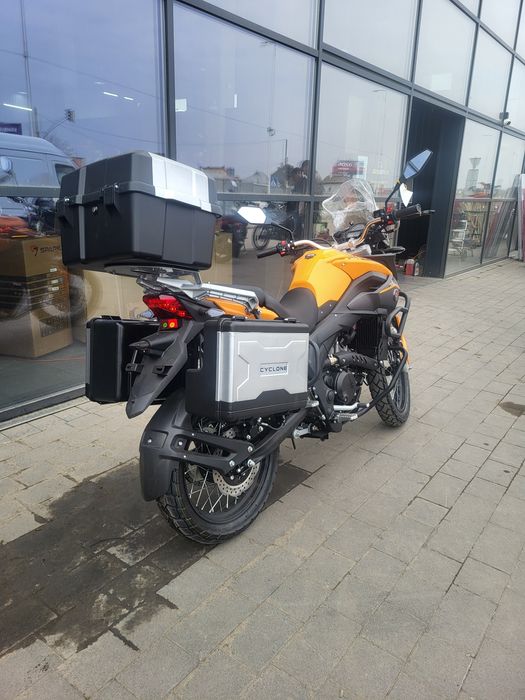 Новий мотоцикл CYCLONE RX3 (Zongshen)