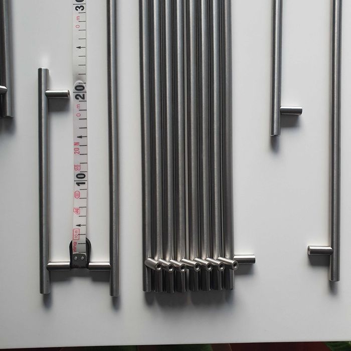 Puxadores de cozinha em aço inox de 60cm e de 25cm – 19 unidades