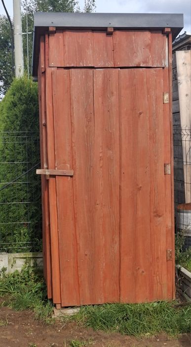 Wychodek, ubikacja na działkę