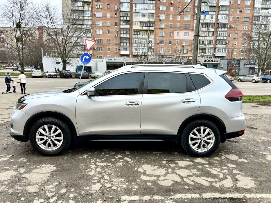 Nissan Rogue SV 2018p Нісан рог