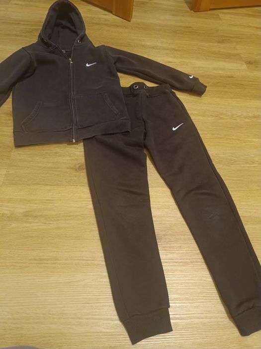 Dresy Nike dla dziewczynki chłopca rozm. 158