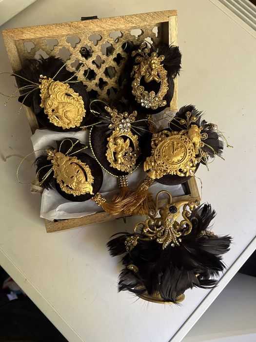 Новорічні іграшки ручноі работи