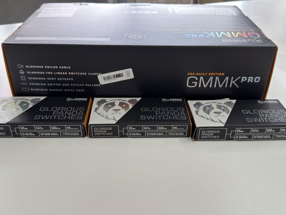 Glorious GMMK PRO Pre-Built + Panda Switches | Mecânico 75%
