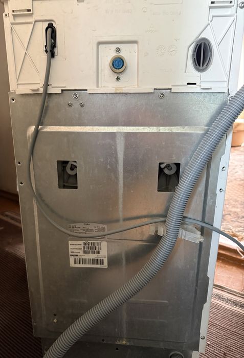 Стиральная машина Whirlpool 6 кг, вертикальная, под ремонт