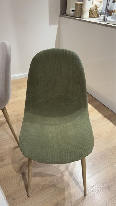 Mesa Lerhamn Ikea + 4 Cadeiras Glamm Sklum