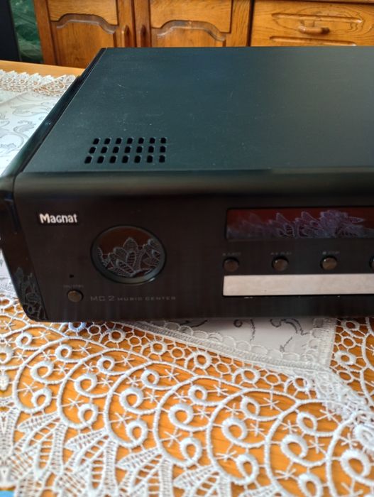 Wzmacniacz stereo na przedwzmacniaczu lampowym