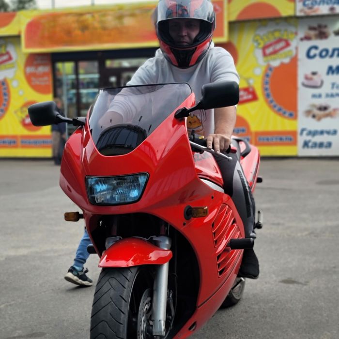 Продаю Спорта  Suzuki