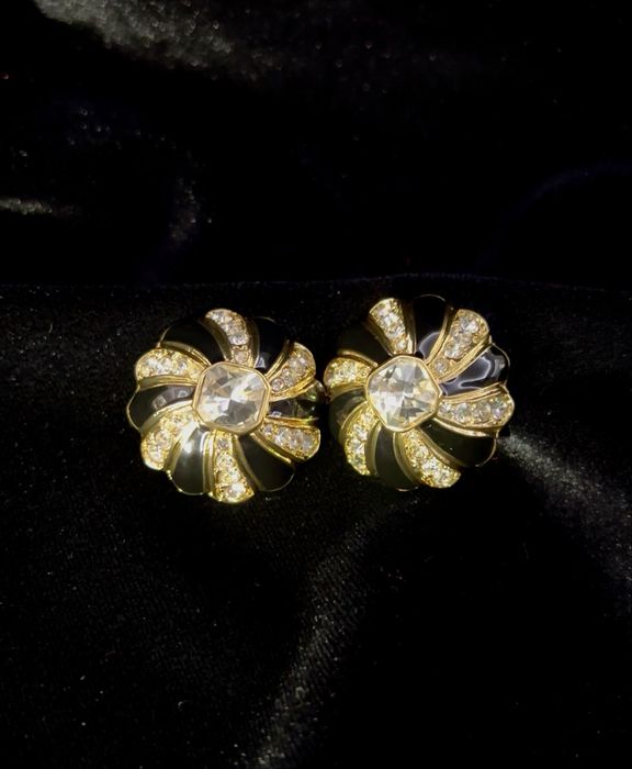 Вінтажні кліпси