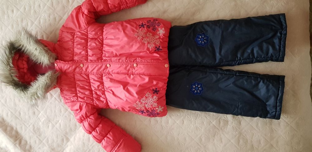 Продам детский зимний костюм