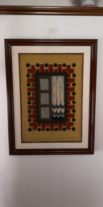 Arraiolos Window Frames64861934716547123