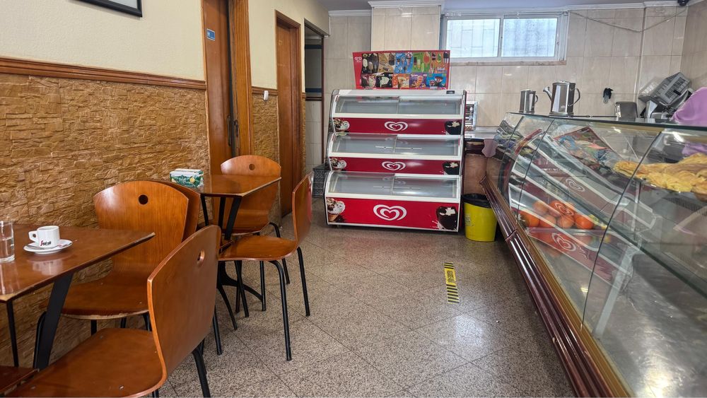 Padaria/Pastelaria para Arrendamento em Casal de São Brás - Amadora