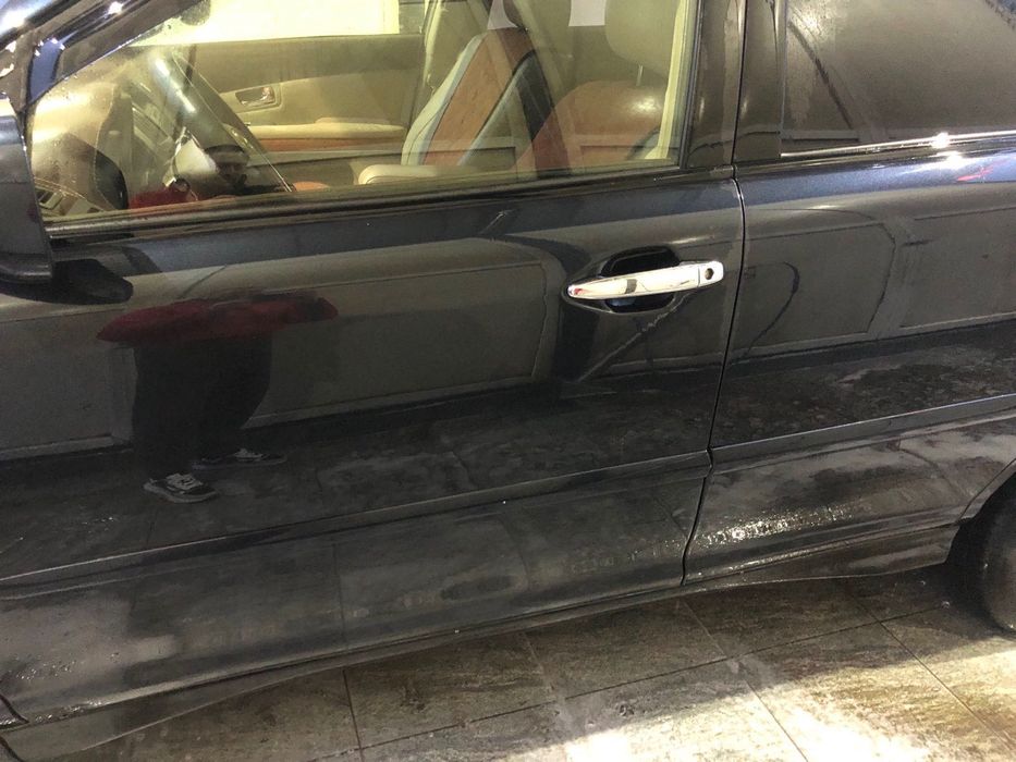 Продам Lexus 330