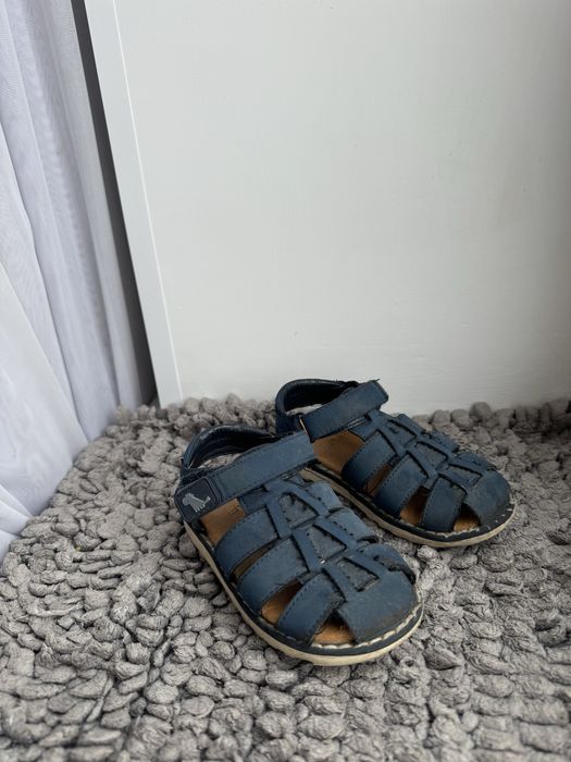 Босоніжки шкіряні F&F, сандалі на 2 рочки , 24 розмір