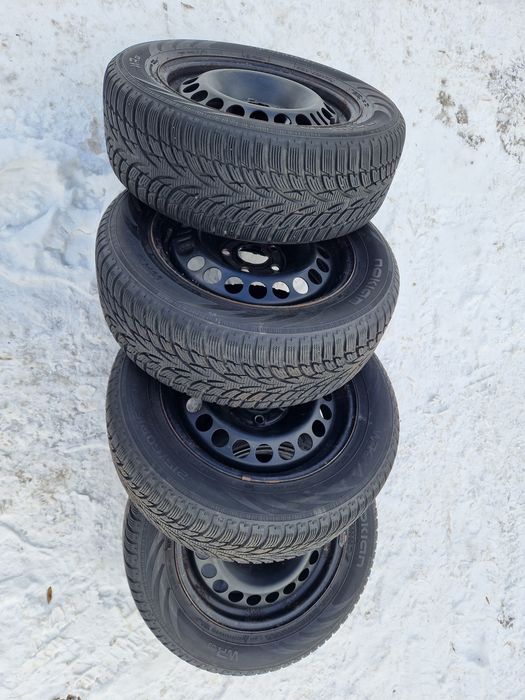 Шини nokian 215/60 r16