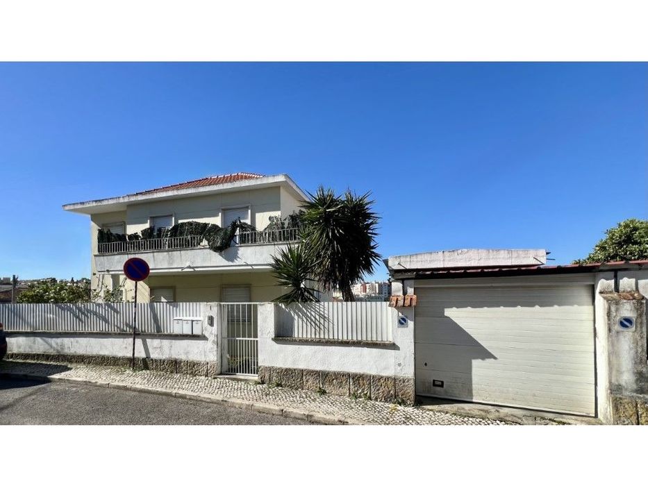 Moradia, 6 quartos, Oeiras, Algés, Linda-a-Velha