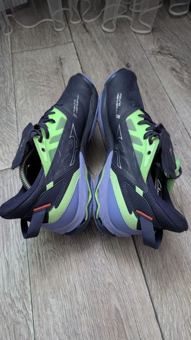 Кросівки Mizuno Wave Mirage 5 р.42.5