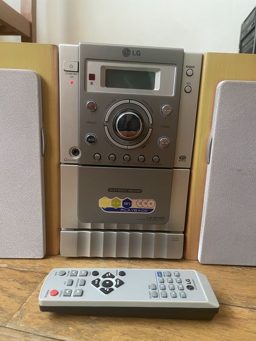 Aparelhagem Micro Hi-Fi LG LX-M150D com AUX + Rádio + Comando Original