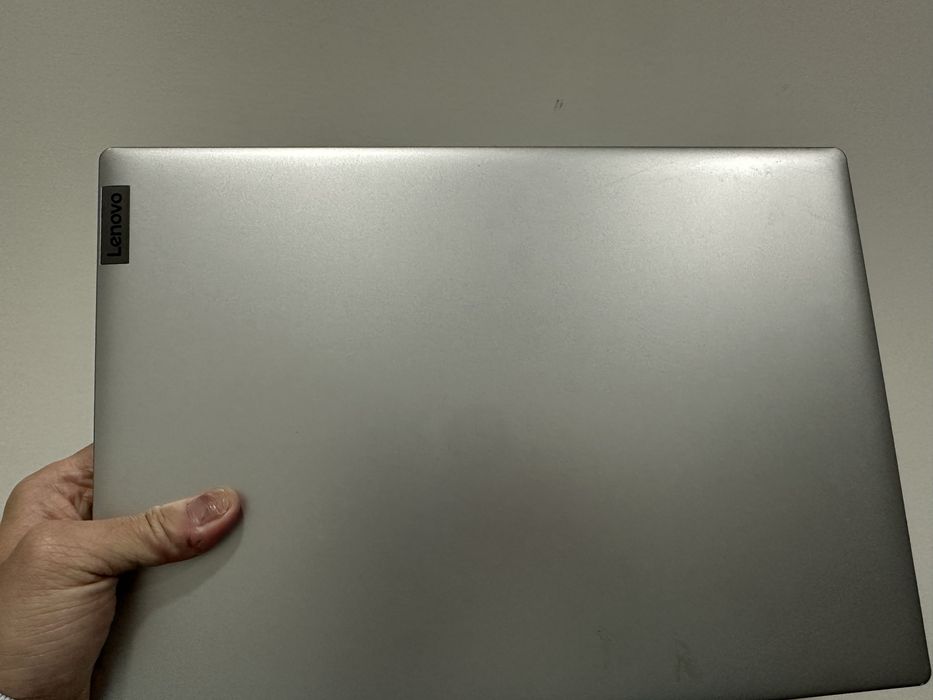 Portátil Lenovo IdeaPad 1 14” | 4GB RAM | 64GB | Com Carregador