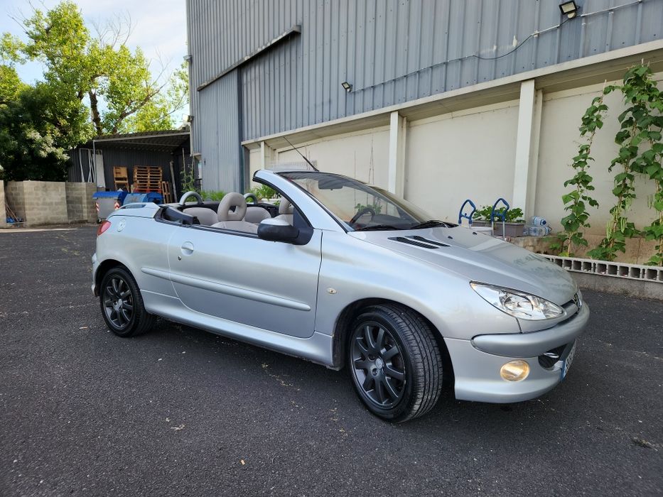 Peugeot 206 CC 1.6 HDI 161 Mil Kms Nacional foto 2