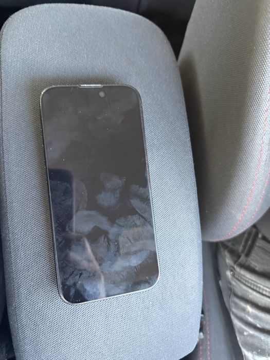 Iphone 15 pro em bom estado